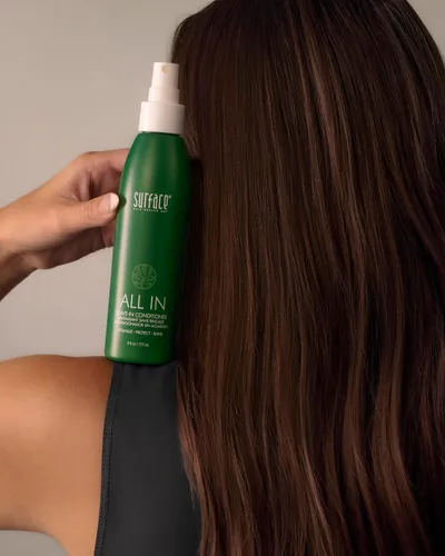 Miniatura 6 de SURFACE Hair All in - Acondicionador sin enjuague, desenreda, controla el encrespamiento y fortalece para todo tipo de cabello, 6 onzas líquidas