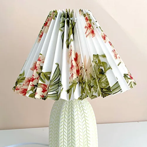 Miniatura 5 de Lámpara de escritorio china retro plisada luz de escritorio decoración de sala de estar, lámpara de mesita de noche, utilizada para sala de estudio