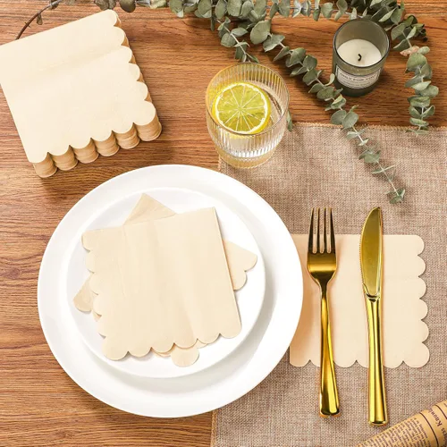 Miniatura 3 de Fuutreo 200 servilletas de cóctel de 2 capas con bordes festoneados plegadas de 5 x 5 pulgadas, desechables para cenas, bodas, fiestas de Crema