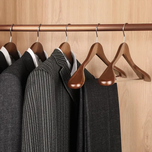 Miniatura 5 de TOPIA HANGER - Perchas de madera para hombros anchos, perchas para trajes con barra antideslizante para pantalones y gancho giratorio de 360°, Nogal