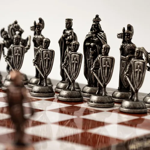 Miniatura 7 de Juego de ajedrez de madera de lujo con piezas metálicas del ejército británico, tablero de ajedrez de nogal hecho a mano con almacenamiento, regalo