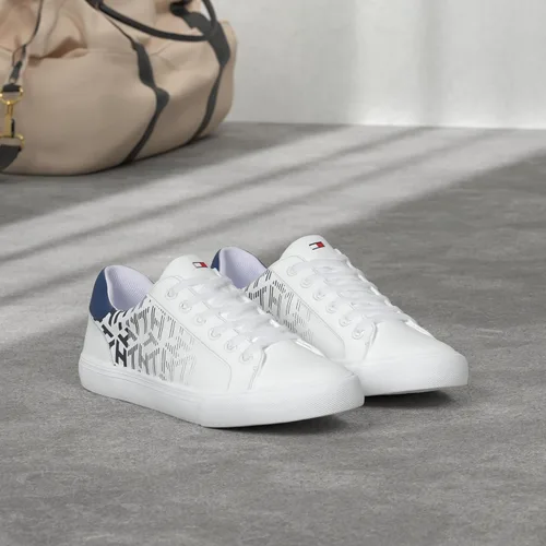 Miniatura 2 de Tommy Hilfiger Women's Loura3 Shoes