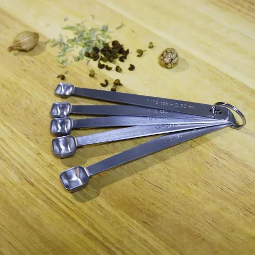 Miniatura 4 de Juego de cucharas medidoras de tazón cuadrado pequeño, cucharadita pequeña de acero inoxidable para cocinar y hornear, adecuada para pequeñas