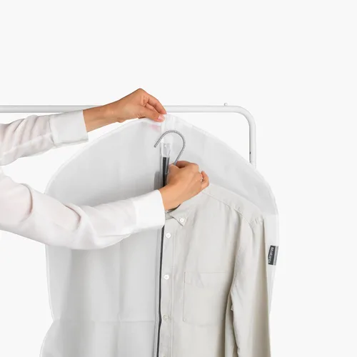 Miniatura 3 de Brabantia Paquete de 2 bolsas protectoras de ropa colgantes transparentes medianas (blanco) para almacenamiento de ropa, se adapta a abrigos