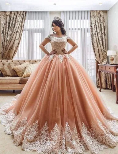 Miniatura 3 de XYAYE Vestidos de quinceañera con hombros descubiertos, vestidos de baile de tul hinchados con encaje de tren, vestido largo de graduación para mujer