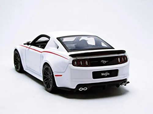 Miniatura 3 de Maisto 2014 Ford Mustang Street Racer Blanco 1/24 Modelo Coche