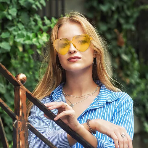 Miniatura 7 de Maxdot - Lentes de sol transparentes sin marco con forma de corazón para fiestas