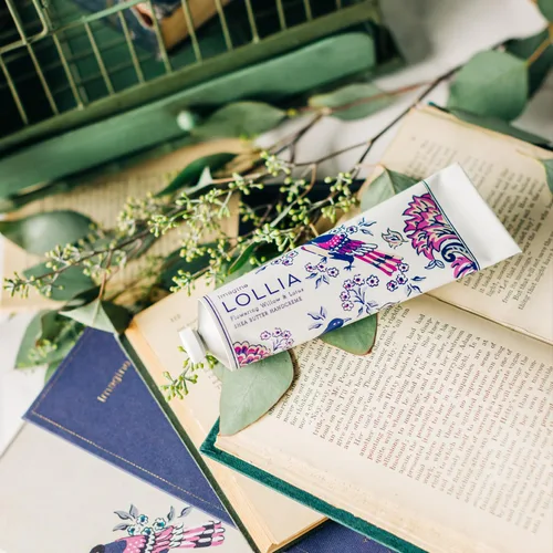Miniatura 5 de LOLLIA Imagine Handcreme, 4 oz. - Sauce floreciente y loto - Crema de manos perfumada para mujeres, loción hidratante de manos para manos secas