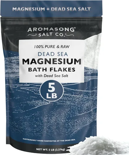 Aromasong Copos de magnesio crudo para baño + sal del mar muerto para remojo – Paquete resellable de 5 libras de escamas de cloruro de magnesio –
