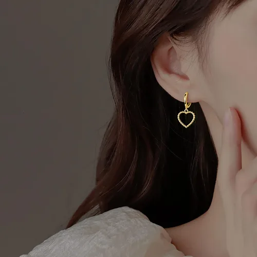 Miniatura 2 de SLUYNZ Aretes de aro de plata de ley con forma de corazón para mujer, aretes de aro pequeños con forma de corazón