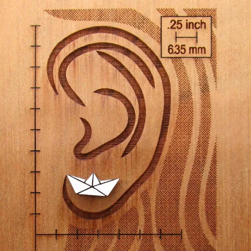 Miniatura 6 de Origami - Aretes de madera pintada de color blanco con postes de titanio hipoalergénicos sin níquel, joyería de capitán marinero