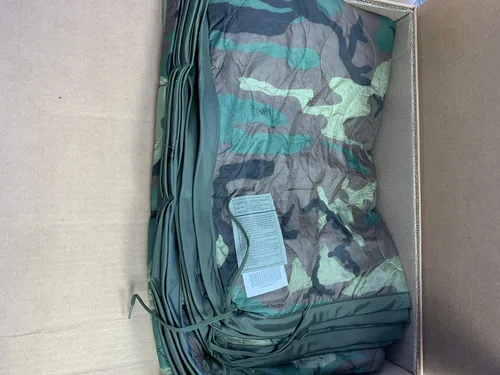 Miniatura 4 de Fabricado en Estados Unidos – Genuino forro de poncho militar estadounidense – Woodland Camo