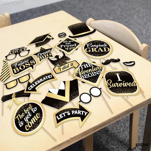 Miniatura 8 de KatchOn, Accesorios negros para fotos de graduación 2026 – Paquete de 33 Accesorios para fotos de graduación, decoraciones de graduación negras