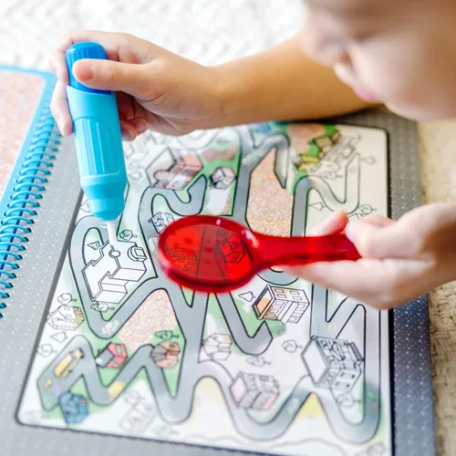 Miniatura 2 de Melissa & Doug On the Go Water Wow! Almohadilla de actividades reutilizable de lujo para revelar agua – Around Town