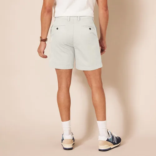 Miniatura 2 de Tienda Essentials Pantalones cortos chinos de 7 pulgadas para hombre