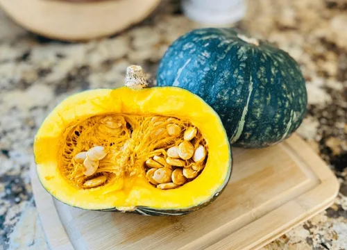 Miniatura 6 de TomorrowSeeds - Semillas de calabaza Kabocha - Más de 20 unidades - para plantar calabaza japonesa verde Hokkaido Ebisu asiático Tetsukabuto