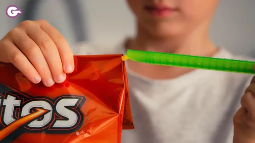 Miniatura 7 de GripStic Paquete de 12 selladores de bolsas de alimentos surtidos reutilizables clips para bolsas de chips Sellar las bolsas herméticas