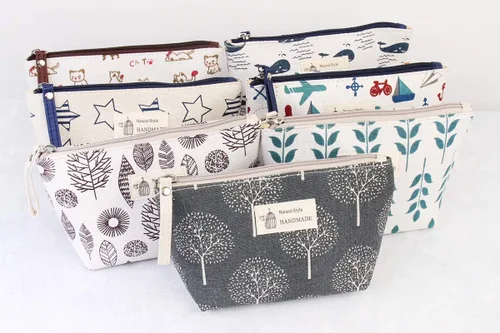 Miniatura 5 de RIAH FASHION Bolsa portátil de viaje para maquillaje cosmético, organizador de artículos de tocador, bolso de pulsera, floral, a cuadros, corcho