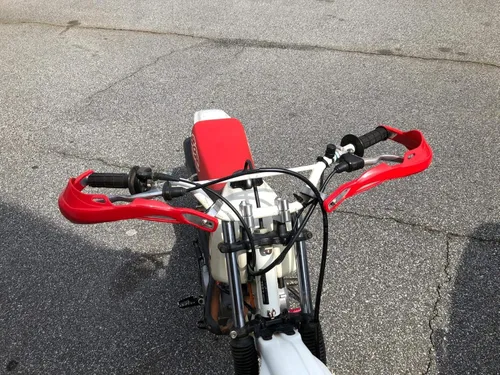 Miniatura 3 de Paramanos universales para motocicletas, protectores de manillar, guardamanos con cepillo, protector de manijas, parabrisas, protector contra Rojo