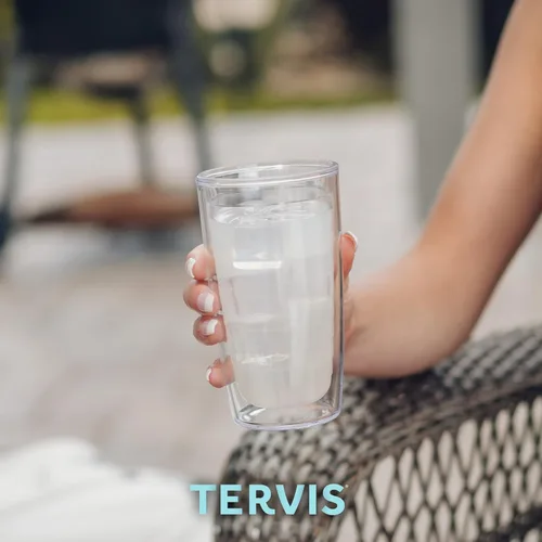 Miniatura 8 de Taza aislante Tervis Peanuts Multi-Snoopy de doble pared hecha en Estados Unidos mantiene las bebidas frías y calientes, 16 onzas, transparente