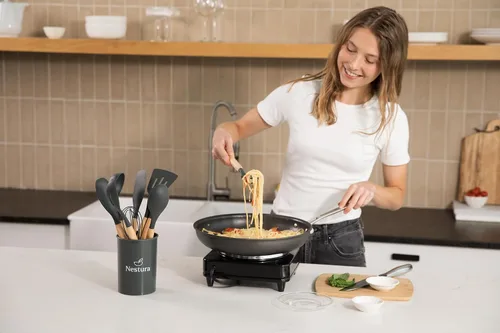 Miniatura 2 de Juego de utensilios de cocina de silicona compactos, 12 piezas con soporte, herramientas resistentes al calor sin BPA con asas de madera de haya