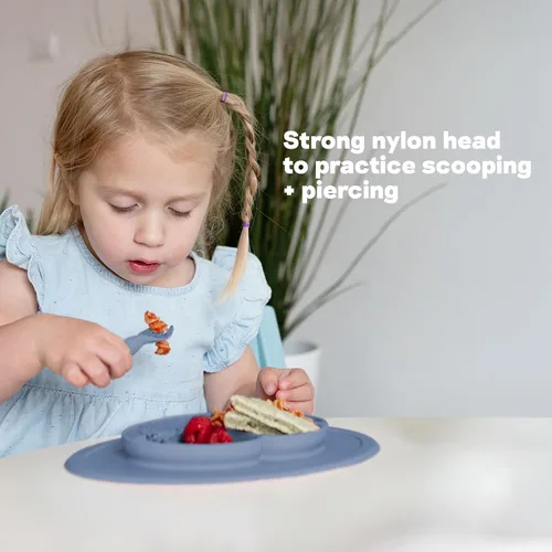 Miniatura 5 de ezpz Mini Utensilios - más de 12 meses (Tenedor y cuchara en azul) - Tenedor y cuchara 100% libres de BPA - Utensilios para niños pequeños