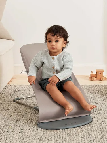 Miniatura 5 de BabyBjörn Bouncer Bliss, Gris Arena, Tejido, Colchón Clásico de Acolchado Asiento Ajustable de Mecedora para Bebé de 2 en 1 y Silla para Niño
