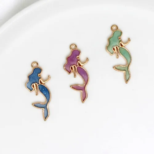 Miniatura 6 de SEWACC Pulsera de dijes de sirena, 50 piezas de dijes de sirena, chapados en oro, dijes de animales marinos, cuentas para bricolaje, aretes