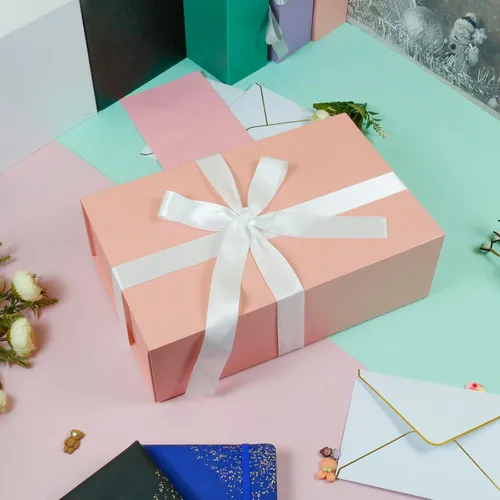 Miniatura 5 de YINUOYOUJIA Cajas de regalo rosadas con tapa, 14"x9"x4.5" Caja de regalo magnética con cinta, tarjetas y sobres para regalos, ideal para bodas