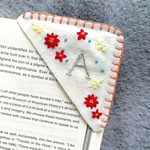Miniatura 32 de Marcapáginas de esquina bordadas a mano personalizadas, Marcadores para mujeres, Marcador personalizado para los amantes de los libros, lindo Verde
