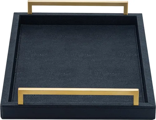 XIGEXIGE Bandeja de servicio de piel sintética negra, 17 x 12 pulgadas, asas doradas cepilladas, bandeja decorativa para mesa de café otomana, sala