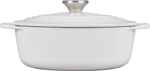 Miniatura 2 de Le Creuset Horno holandés redondo poco profundo de hierro fundido, 2.75 cuartos de galón, Blanco