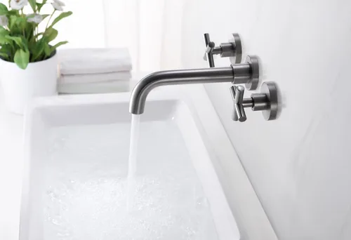 Miniatura 2 de sumerain Grifo de baño de montaje en pared de níquel, asas cruzadas y válvula empotrada incluida Níquel cepillado