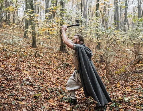 Miniatura 7 de Norse Tradesman Hacha de lanzamiento vikingo de 14 pulgadas, hacha nórdica totalmente afilada, cabeza de hacha de acero al carbono con punto de cruz