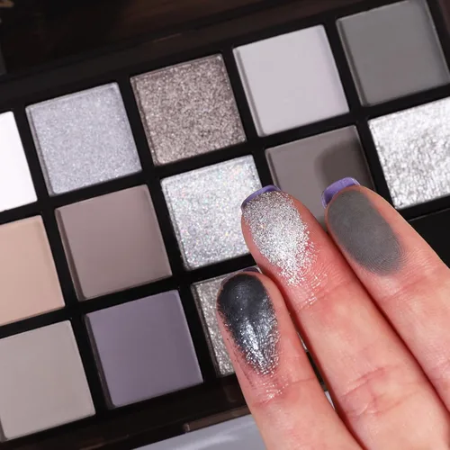 Miniatura 7 de UCANBE Paleta de sombra de ojos ahumada en negro, 15 colores de sombras de ojos oscuras brillantes mate metálicas, kit de sombras de ojos altamente
