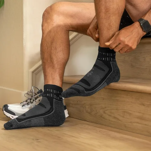 Miniatura 4 de Balega Calcetines atléticos de correr de cuarto de rendimiento antiampollas para mujeres (1 par)