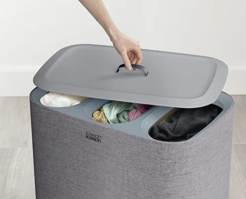 Miniatura 4 de Joseph Joseph Tota Trio 90 litros/23.8 galones Cesta de lavandería con separación y tapa, 3 bolsas de lavado extraíbles con asas - Gris