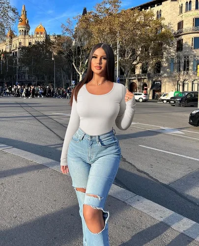 Miniatura 5 de OQQ Camiseta de manga larga de 2 piezas para mujer, cuello redondo, elástica, ajustada, para usar en capas
