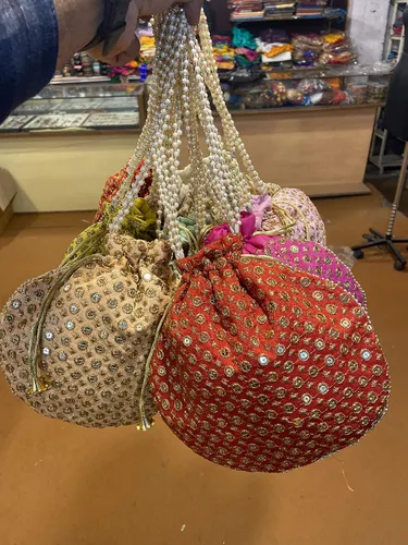 Miniatura 7 de Bolso de mano con asa de perlas de Batwa, diseño étnico indio, para mujer