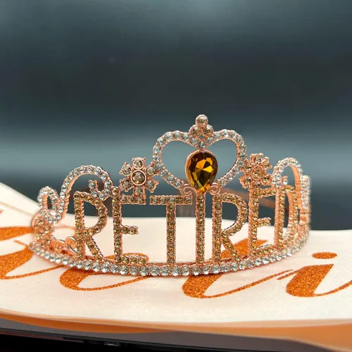 Miniatura 5 de Decoraciones de fiesta de jubilación, regalos de jubilación para mujeres, juego de tiara y banda de jubilación, corona de cristal con purpurina