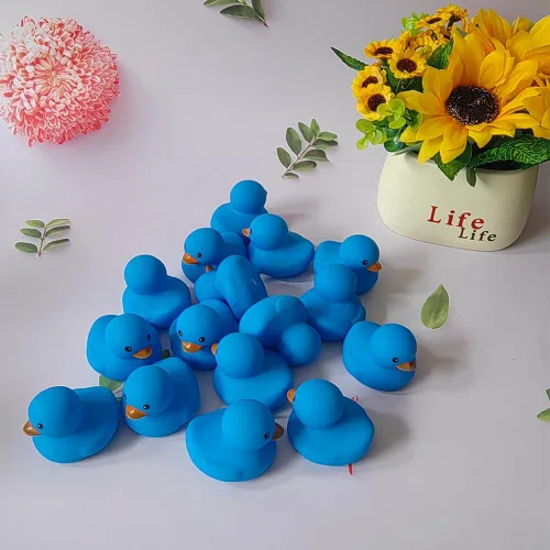 Miniatura 3 de Juguetes de pato de baño, 16 piezas de mini patos de goma azules chirriantes y flotadores, juguete para baby shower, decoración de fiesta para niños