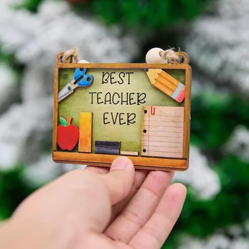 Miniatura 5 de Mejor Adorno de Tiza para Profesor 4 Pulgadas – Adorno Colgante de Madera en Capas, Suministros Escolares, Decoración, Regalo para Educador