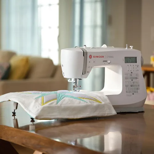 Miniatura 3 de SINGER C7290Q Máquina de coser y acolchar computarizada con mesa de extensión, 12 pies prensatelas y accesorios, 417 aplicaciones de puntada