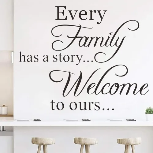 Vinilo decorativo para pared con texto en inglés «Every Family Has a Story» con frase «Welcome to ours» («Every Family Has a Story» «Welcome to Ours