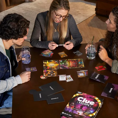 Miniatura 6 de Clue Escape: The Illusionist's Club Juego de mesa Juego familiar de Escape Room Misterio de resolución de 1 vez A partir de 10 años 1-6