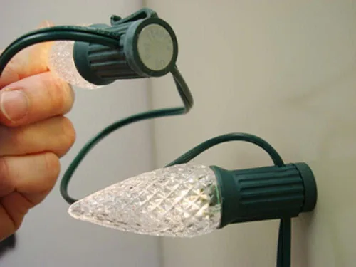 Miniatura 8 de Novelty Lights Carrete de luz C9, cuerda magnética de Navidad para exteriores, cable verde, espacio de 6 pulgadas, para superficies de acero