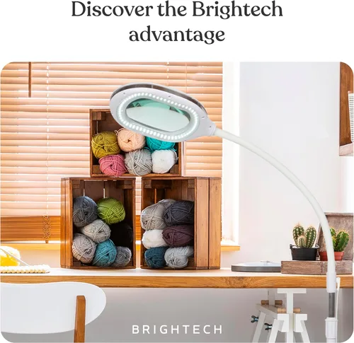 Miniatura 9 de Brightech LightView Pro - Lámpara de escritorio LED con lupa con luz, pasatiempos y lectura, flexibilidad y durabilidad, lámpara de pie con lupa LED