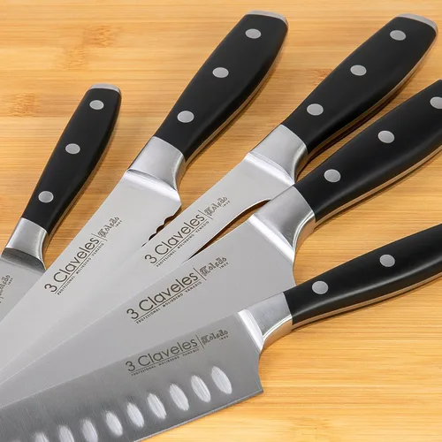 Miniatura 6 de 3 Claveles Cuchillo Santoku japonés, forjado, carne, pescado y verduras, acero inoxidable, línea Toledo (7.1 in - 7 pulgadas)