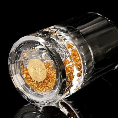 Miniatura 3 de SIYOUKI Juego de chupitos de cristal 1.7oz, decorado con escamas de hoja de oro de 24K, sin plomo, juego hecho a mano adecuado para MaoTai, licores