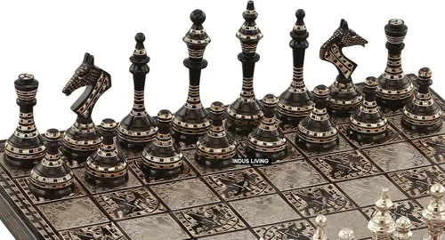 Miniatura 5 de Juego de mesa de ajedrez prémium lujoso y decorativo, 14 x 14 pulgadas, multicolor, juego de ajedrez coleccionable y hecho a mano para profesionales